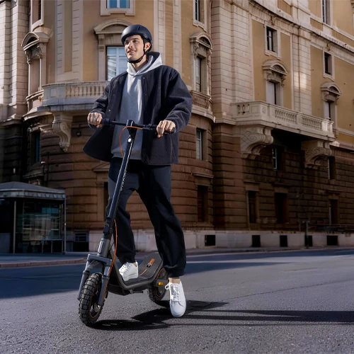 اسکوتر شیائومی مدل Xiaomi Electric Scooter 6 Pro - milands.ir