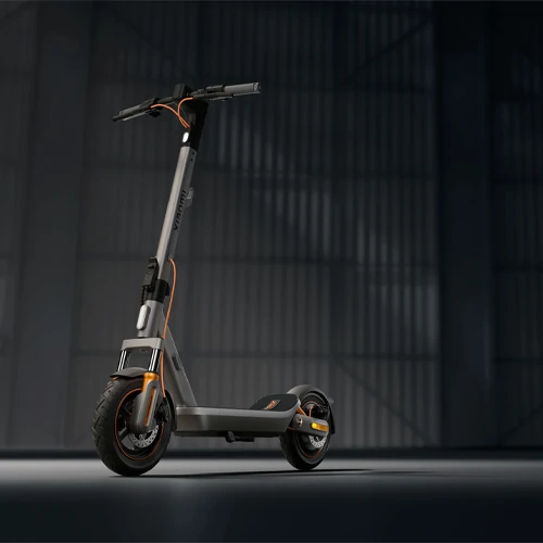 اسکوتر شیائومی مدل Xiaomi Electric Scooter 6 Max - milands.ir